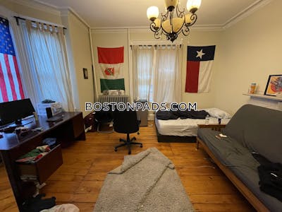 Mission Hill 8 Bed 2.5 Bath BOSTON Boston - $10,800 No Fee