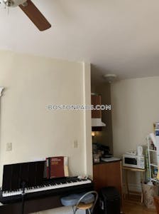 Northeastern/symphony Studio 1 Bath Boston - $2,400