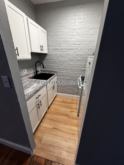 Mission Hill 2 Beds 1 Bath Boston - $2,995