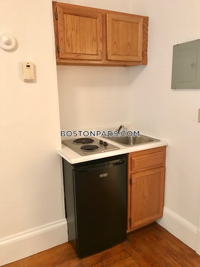 Brookline Studio 1 Bath  Boston University - $2,295
