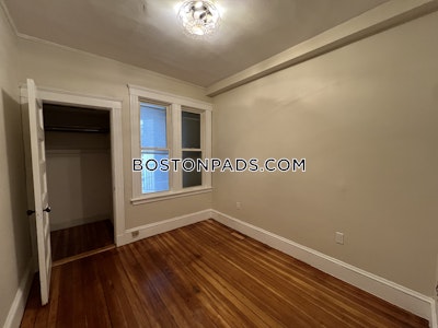 Dorchester 2 Beds 1 Bath Boston - $2,650 50% Fee