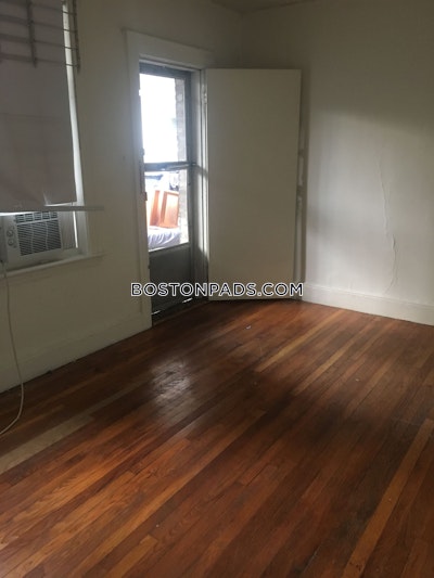 Brighton Nice 2 Bed 1 Bath available 9/1 Boston - $2,825 No Fee