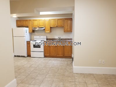 Fenway/kenmore 3 Bed, 1 Bath Unit Boston - $4,495 No Fee