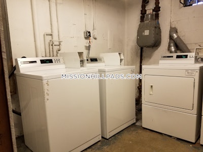Mission Hill Studio 1 Bath BOSTON Boston - $2,000 No Fee