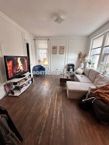 Brookline Apartment for rent 1 Bedroom 1 Bath  Coolidge Corner - $2,600 No Fee