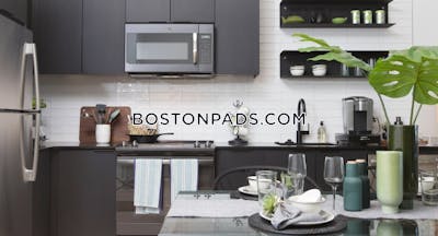 Revere Apartment for rent 1 Bedroom 1 Bath - $3,115
