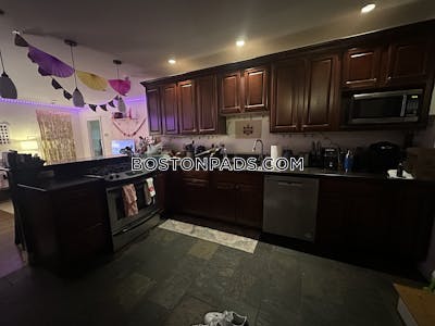 Brighton 6 Beds 2.5 Baths Boston - $10,500