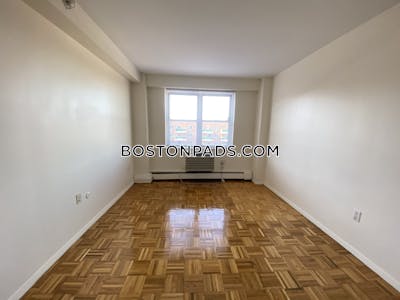 Brookline 2 Beds 1.5 Baths  Boston University - $4,000 50% Fee