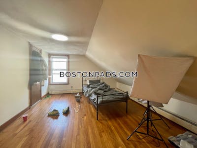 Somerville Apartment for rent 3 Bedrooms 2 Baths  Spring Hill - $3,804 50% Fee