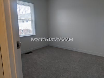 Roslindale Apartment for rent 3 Bedrooms 1 Bath Boston - $3,434