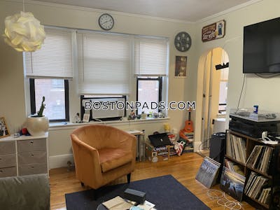 Malden Studio 1 Bath - $1,750 No Fee