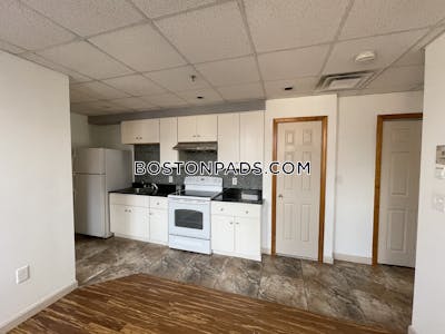 Chinatown 2 Beds 1 Bath Boston - $3,200