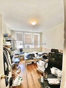 Allston 2 Beds 1 Bath Boston - $2,825 No Fee
