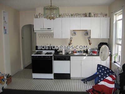 Allston/brighton Border 4 Beds 2 Baths Boston - $3,500 No Fee