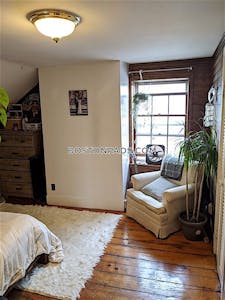 Somerville Apartment for rent 1 Bedroom 1 Bath Porter Square - $3,600 No Fee
