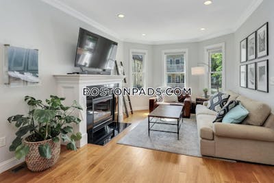 Brookline 1 Bed 1 Bath BROOKLINE- WASHINGTON SQUARE $2,665  Washington Square - $2,695 No Fee
