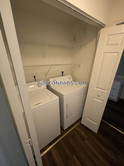 Saugus Apartment for rent 2 Bedrooms 2 Baths - $4,079 75% Fee