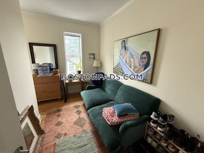 Cambridge 2 Bed 1 Bath CAMBRIDGE  Harvard Square - $3,795 No Fee