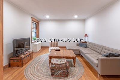 Brookline Apartment for rent 1 Bedroom 1 Bath Coolidge Corner - $3,165 No Fee