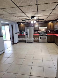Revere Apartment for rent 2 Bedrooms 1 Bath - $2,600