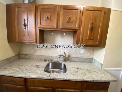 Malden Studio 1 Bath - $1,800 No Fee