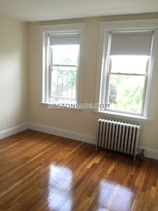 Dorchester 1 Bed 1 Bath Boston - $2,350 No Fee