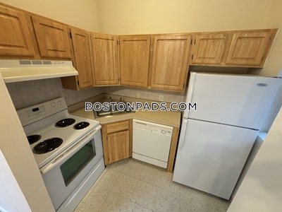 Back Bay 2 Beds 1 Bath Boston - $4,095 50% Fee