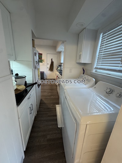 Medford 3 bedroom 1 baths in MEDFORD  Wellington - $3,000 No Fee