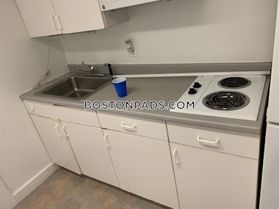 Fenway/kenmore Apartment for rent Studio 1 Bath Boston - $2,875 50% Fee