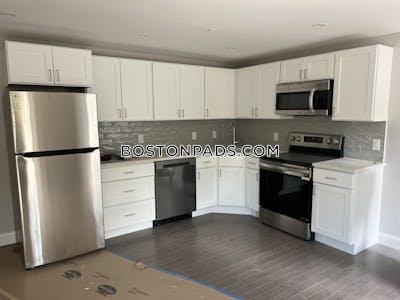 Danvers 1 bedroom 1 baths Luxury in REVERE - $2,400 No Fee