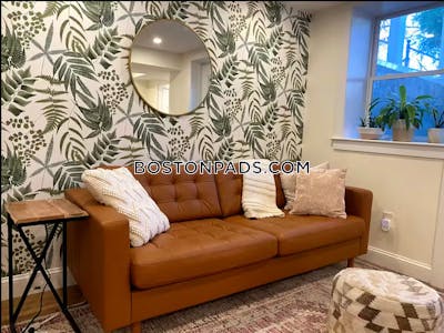 Somerville 1 bedroom 1 baths in SOMERVILLE  Porter Square - $2,500 No Fee