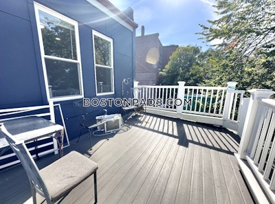 West Roxbury 3 Beds 1 Bath Boston - $3,600 No Fee
