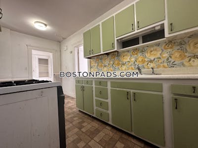 Brookline Apartment for rent 1 Bedroom 1 Bath  Coolidge Corner - $2,600 No Fee
