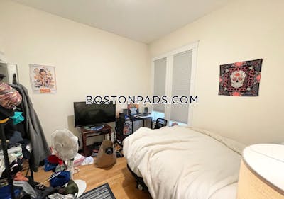 Dorchester Apartment for rent 4 Bedrooms 2 Baths Boston - $4,800