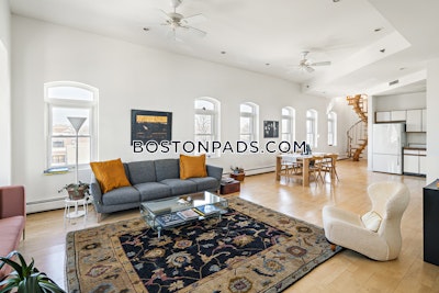 Chelsea 2 Beds 2 Baths - $3,300 No Fee
